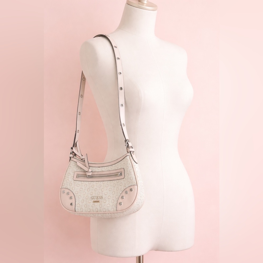 Preloved GUESS mini shoulder bag